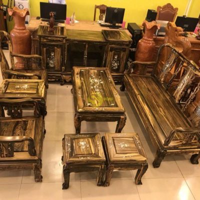 Bàn ghế gỗ tự nhiên