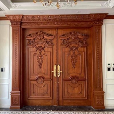 Cửa gỗ tự nhiên